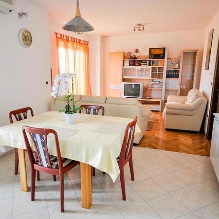 Angela Apartment Novigrad Istria Exterior foto